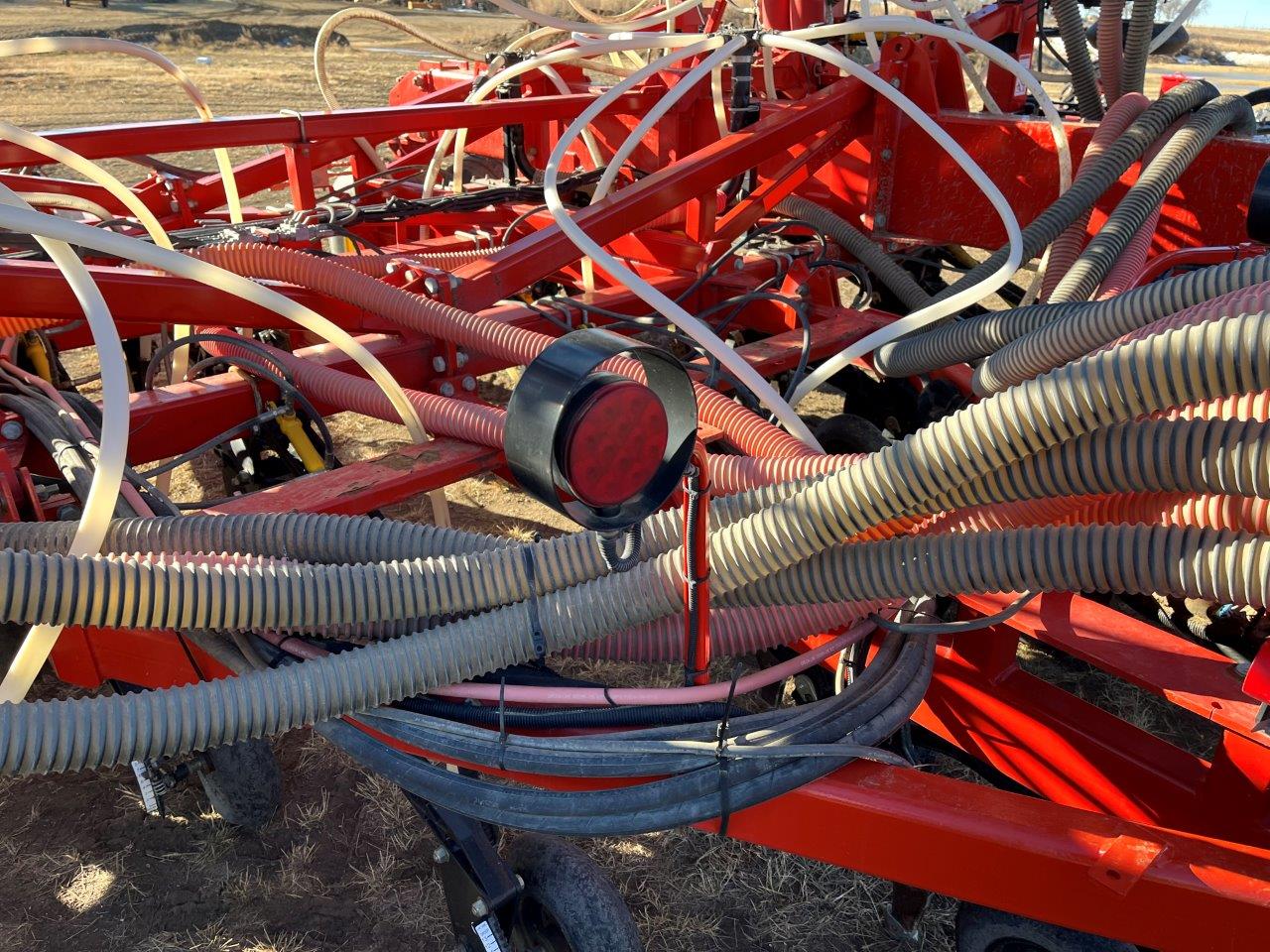 2015 Bourgault 3320XTC 68'12" w/ 7700 Air Drill