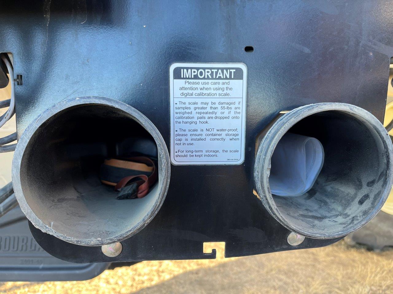 2015 Bourgault 3320XTC 68'12" w/ 7700 Air Drill