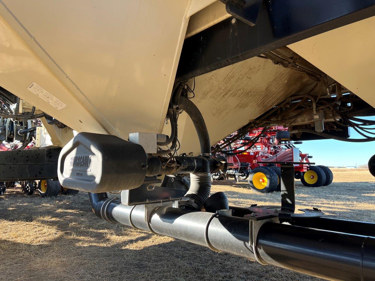 2015 Bourgault 3320XTC 68'12" w/ 7700 Air Drill