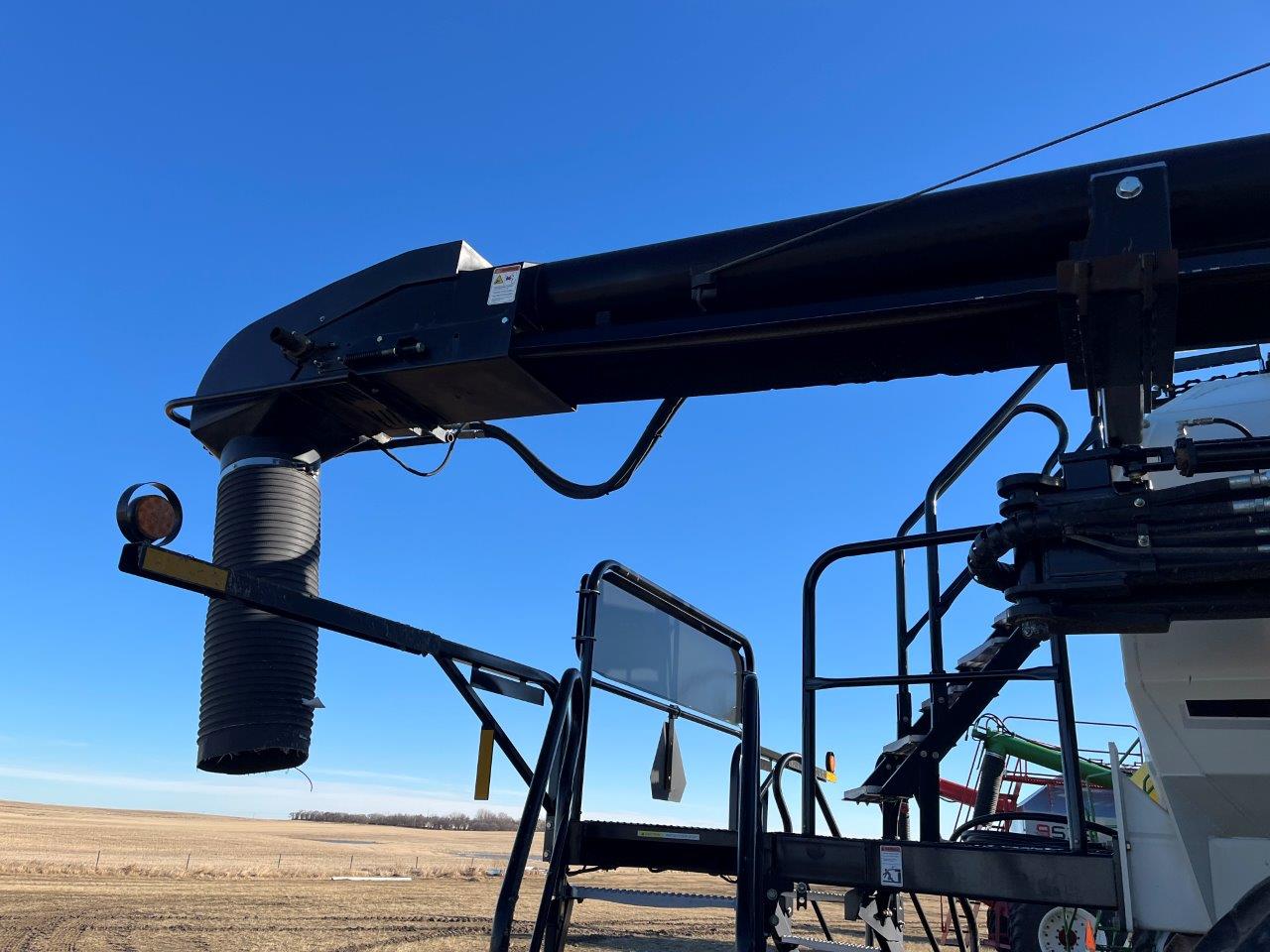 2015 Bourgault 3320XTC 68'12" w/ 7700 Air Drill