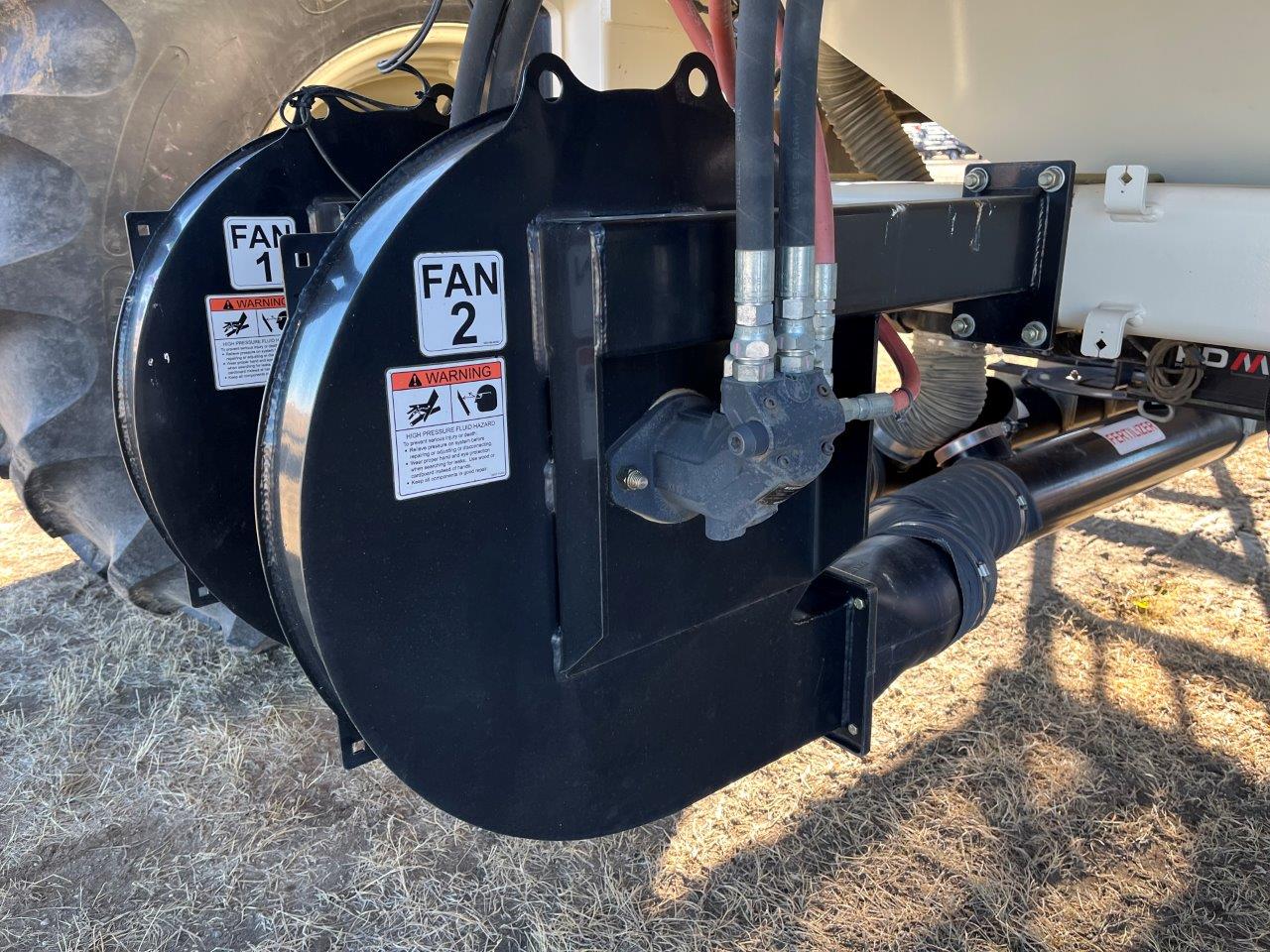 2015 Bourgault 3320XTC 68'12" w/ 7700 Air Drill