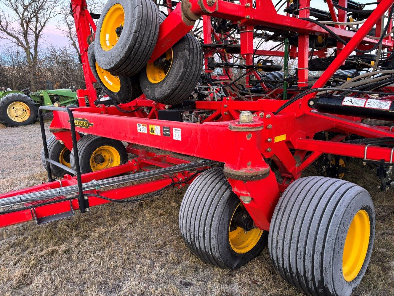 2020 Vaderstad 80-12 Air Drill