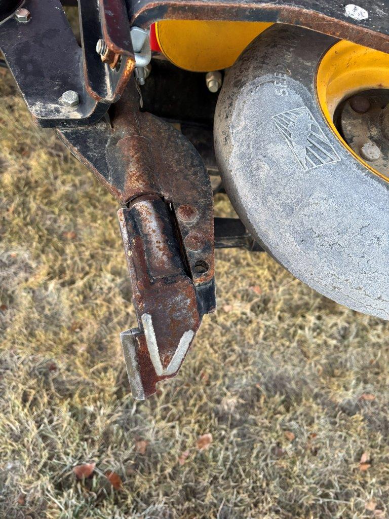 2020 Vaderstad 80-12 Air Drill