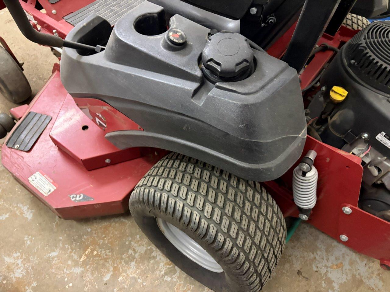 2017 Ferris IS700Z - 61" Mower/Zero Turn