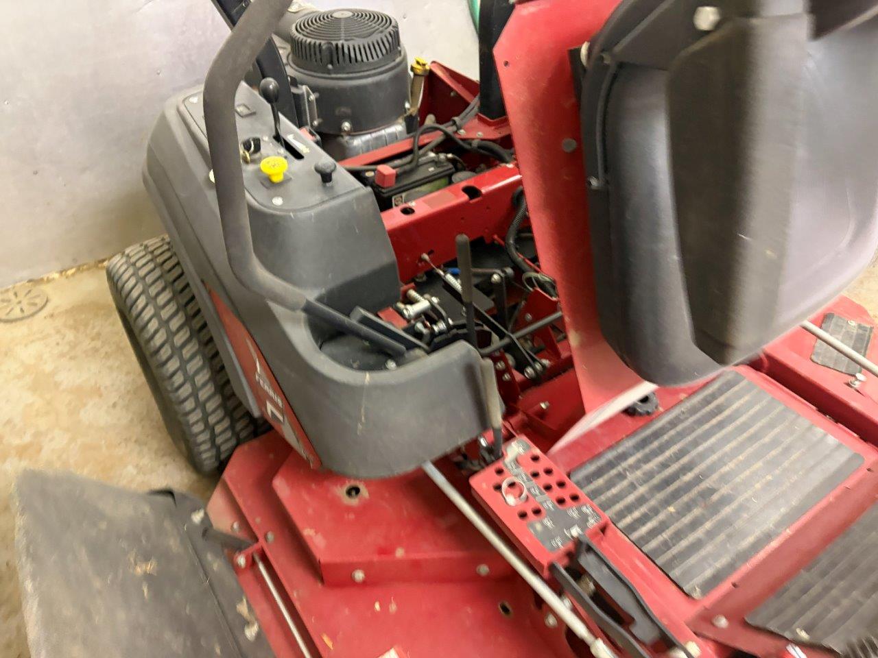 2017 Ferris IS700Z - 61" Mower/Zero Turn