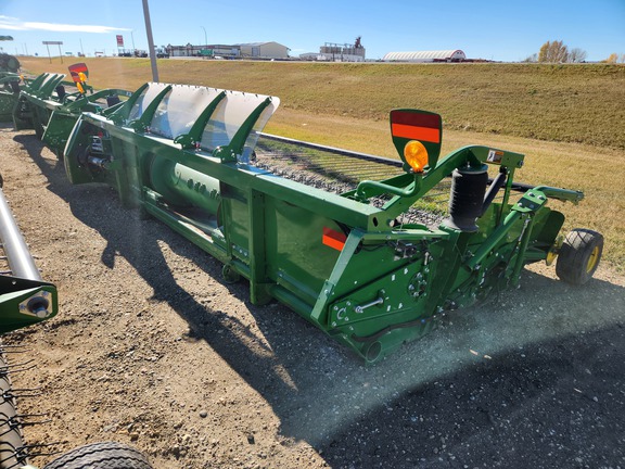 2019 John Deere 615P Header Combine