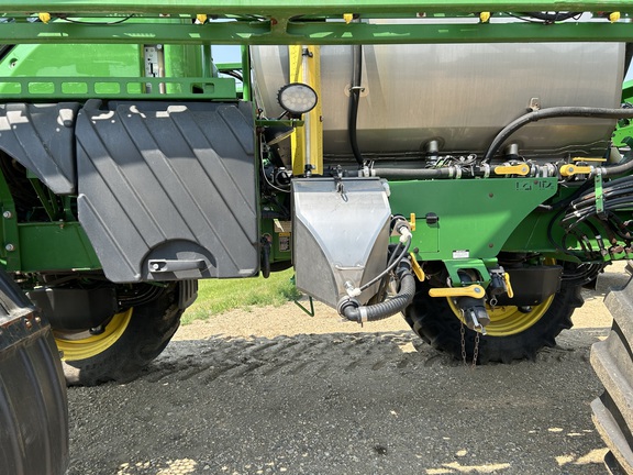 2017 John Deere R4045 Sprayer/High Clearance