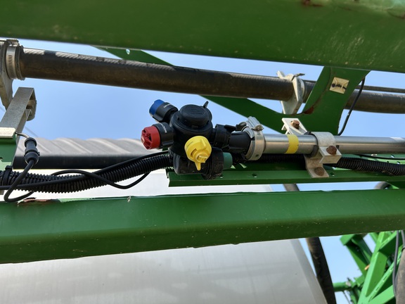 2017 John Deere R4045 Sprayer/High Clearance