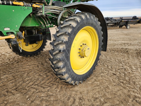 2017 John Deere R4038 Sprayer/High Clearance