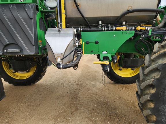 2016 John Deere R4045 Sprayer/High Clearance