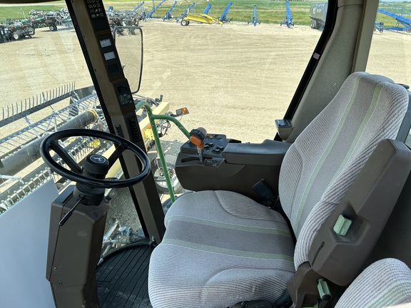 2009 John Deere 4895 Windrower