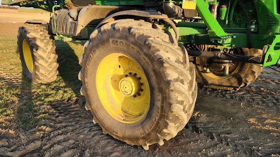 2016 John Deere R4038 Sprayer/High Clearance