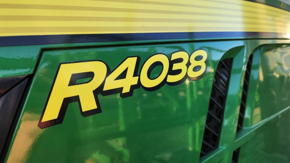 2016 John Deere R4038 Sprayer/High Clearance