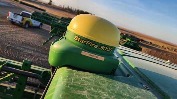 2016 John Deere R4038 Sprayer/High Clearance