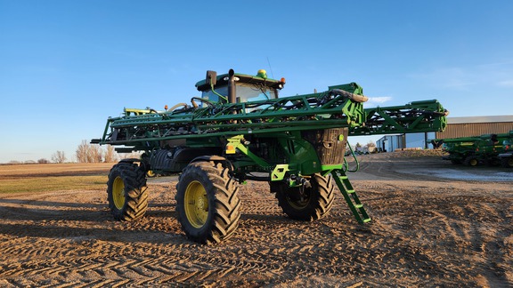 2016 John Deere R4038 Sprayer/High Clearance