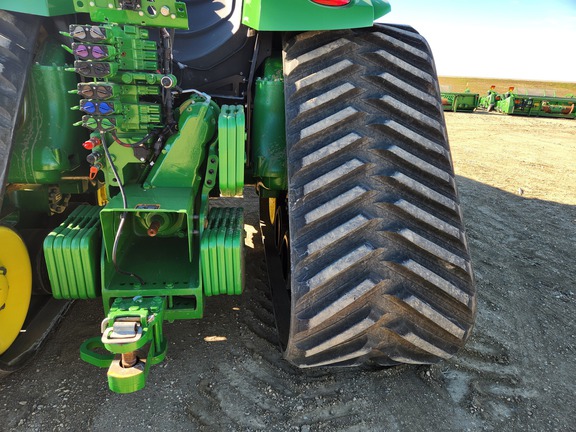 2022 John Deere 9RX 590 Tractor Rubber Track