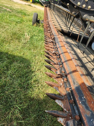 2017 MacDon FD75 Header Combine