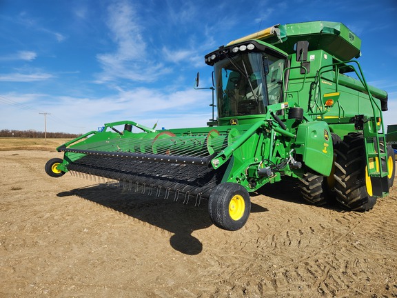 2014 John Deere 615P Header Combine