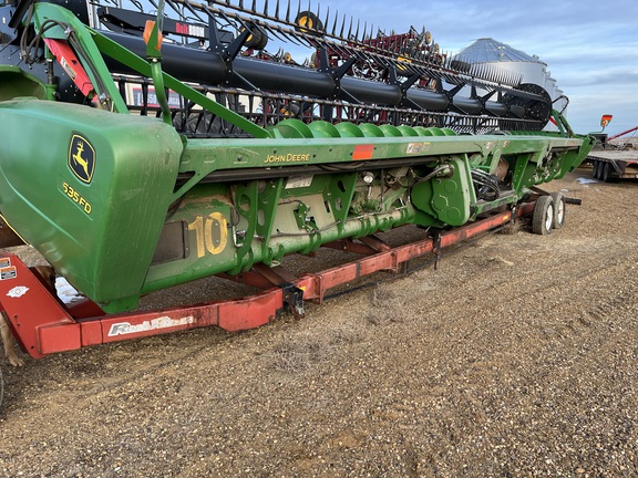 2017 John Deere 635FD Header Combine