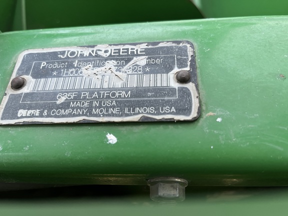 2010 John Deere 635F Header Combine