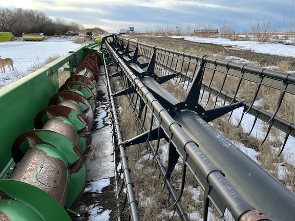 2010 John Deere 635F Header Combine