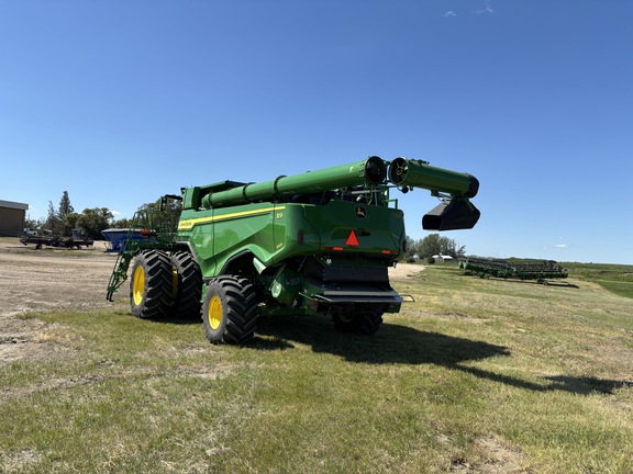 2024 John Deere X9 1000 Combine