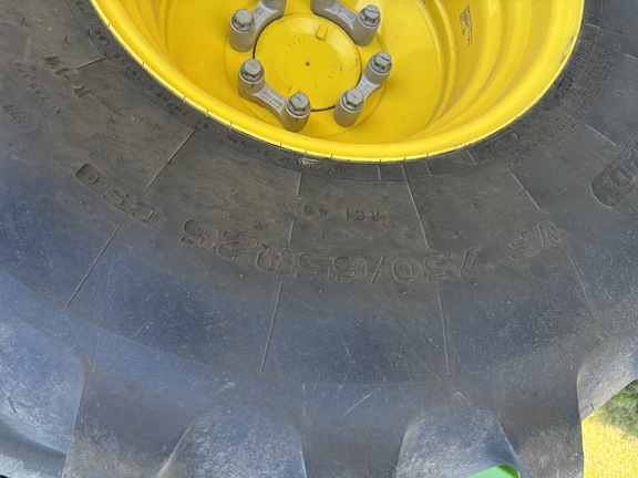 2024 John Deere X9 1000 Combine