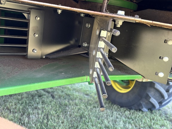 2024 John Deere X9 1000 Combine