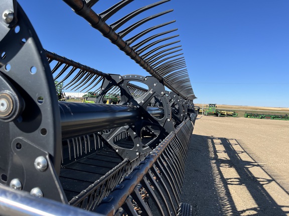 2018 MacDon FD140 Header Combine