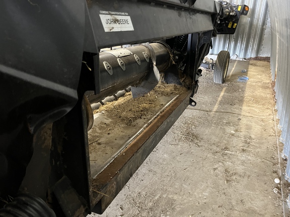 2016 MacDon FD75-40 Header Combine