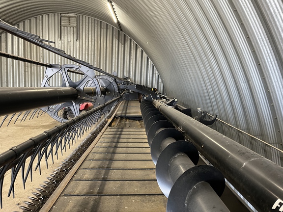 2016 MacDon FD75-40 Header Combine