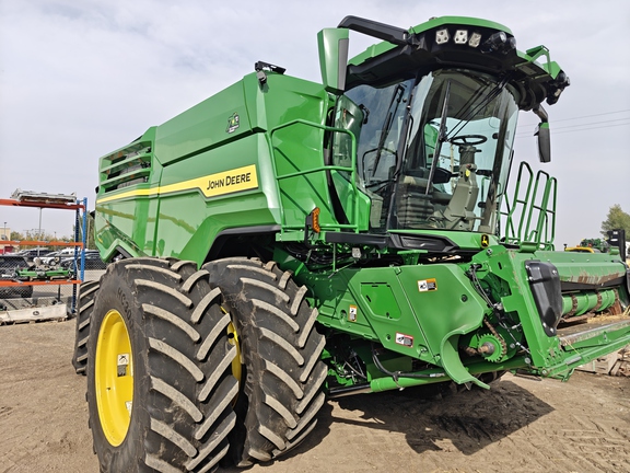 2022 John Deere X9 1000 Combine