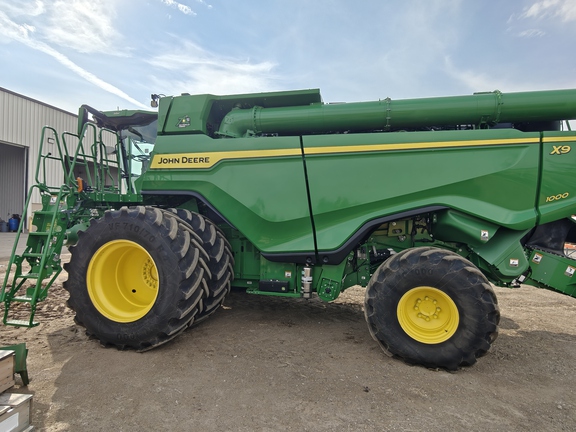 2022 John Deere X9 1000 Combine