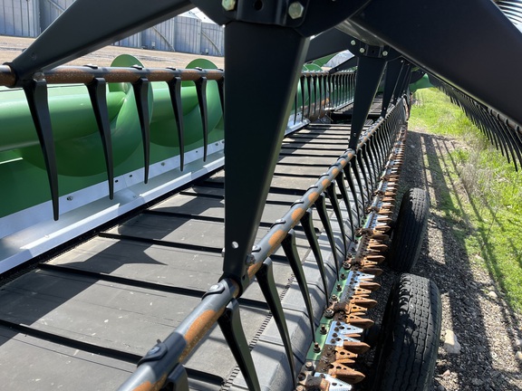 2019 John Deere 745FD Header Combine