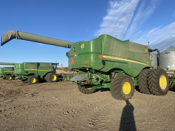 2024 John Deere S780 Combine
