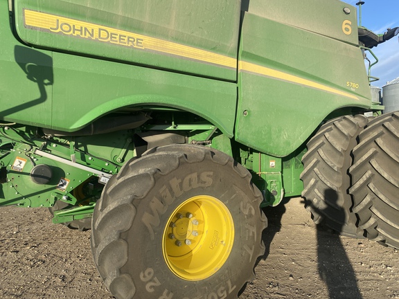 2024 John Deere S780 Combine