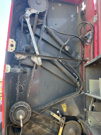 2016 Massey Ferguson 2956A Baler/Round