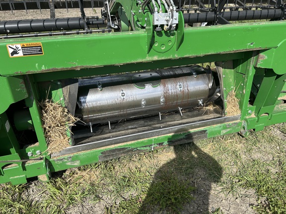 2017 John Deere 640FD Header Combine