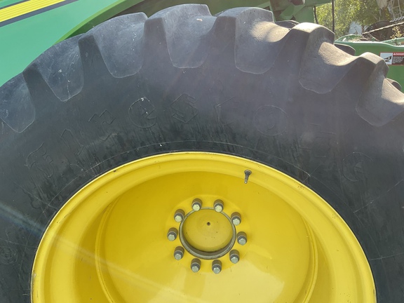 2014 John Deere S680 Combine