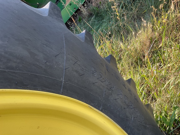 2014 John Deere S680 Combine