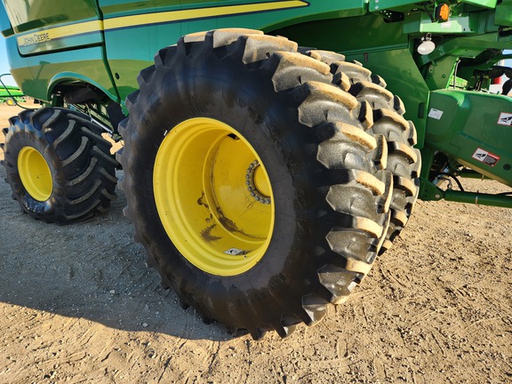 2019 John Deere S780 Combine