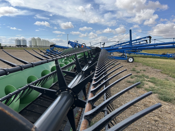 2020 John Deere 745FD Header Combine