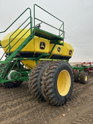 2012 Morris C2 Contour Air Seeder