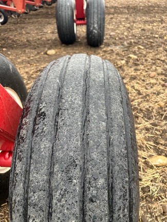 2012 Morris C2 Contour Air Seeder