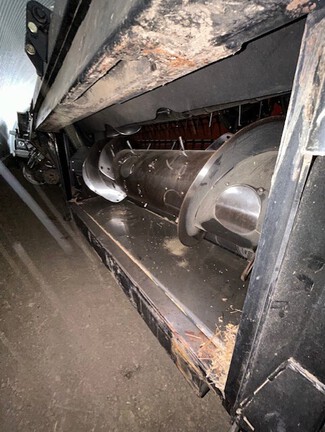 2016 MacDon FD75-40 Header Combine