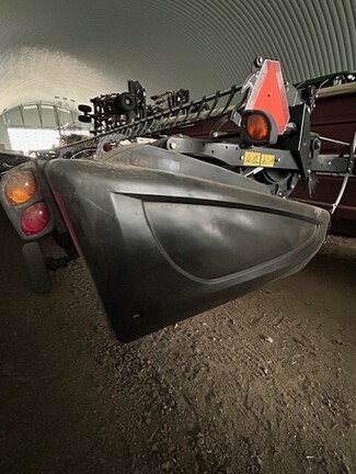 2016 MacDon FD75-40 Header Combine