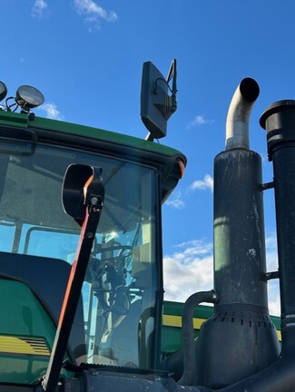 2011 John Deere 9530 Tractor 4WD