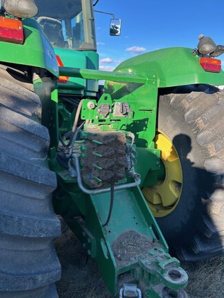 2011 John Deere 9530 Tractor 4WD