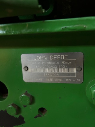 2003 John Deere 7220 Tractor