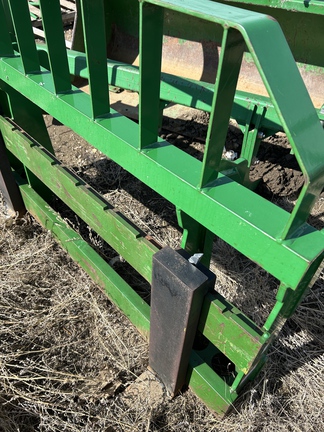 2014 Frontier AP12K Pallet Fork